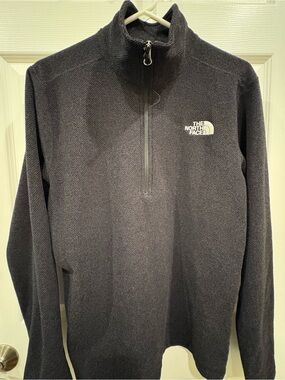 The North Face Men's Black Half-Zip Sweater